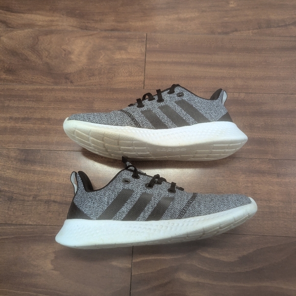 Adidas Women's Gray Running Shoes - Picture 5 of 11